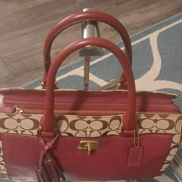 Coach Brooke Carryall Red and Tan Shoulder Bag - Picture 4 of 13